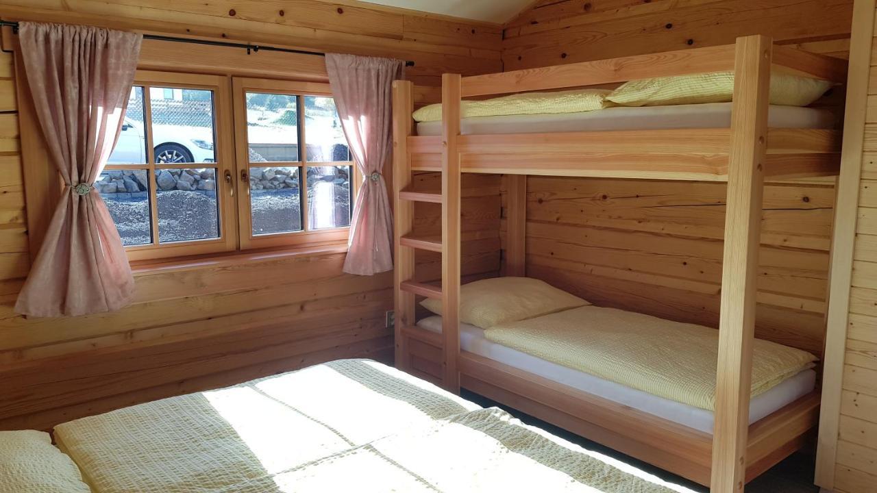 Apartmany Plesivec 아버르타미 외부 사진