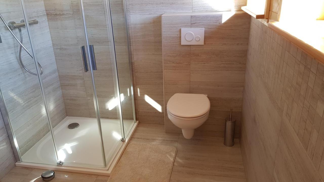 Apartmany Plesivec 아버르타미 외부 사진
