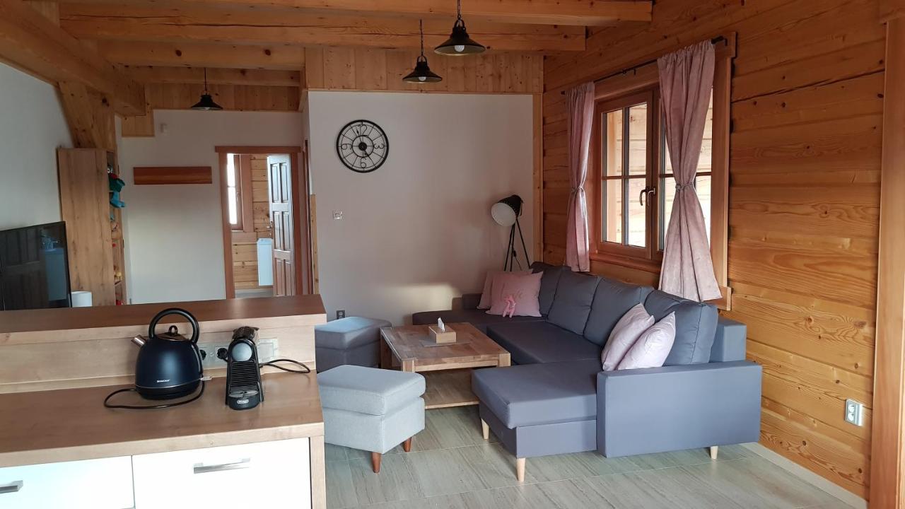 Apartmany Plesivec 아버르타미 외부 사진